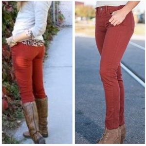 LAST CHANCE ** BOGO Free** Levi’s Rust 711 Skinny Jeans